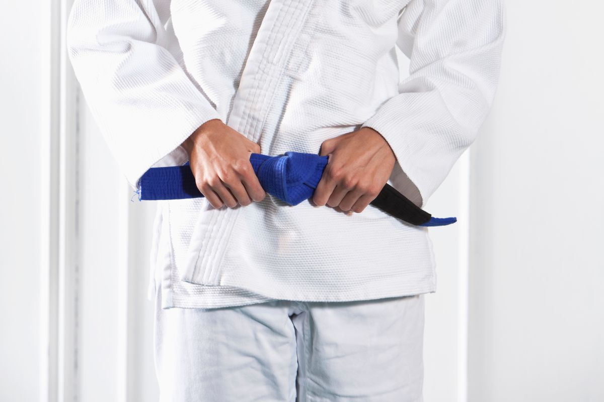 How To Tie A Jiu-Jitsu Belt (And Have It Stay Tied!)